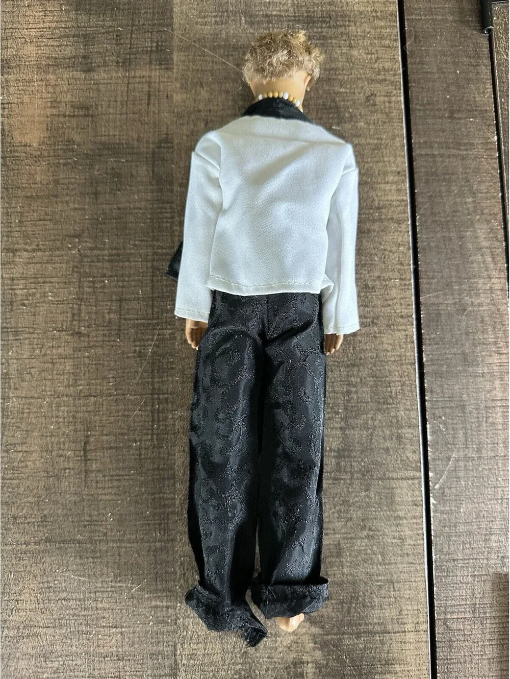 2004 Mattel Cali Girl Ken Doll C6464 Blonde Hair Original Shell Necklace
